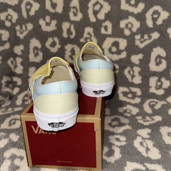 Vans Classic Slip-On (Pastel Block/Mlt/True White) Sneaker New - Picture 7 of 17
